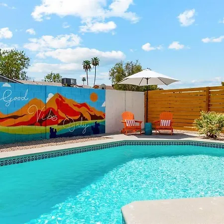 Family Friendly Retreat - Pool - Putting Green